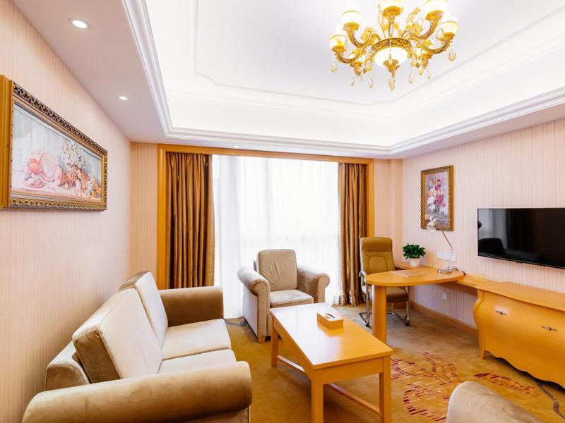 Vienna International Hotel Shanghai Pudong New District Dishui Lake Univeristy City Nianbalian Esterno foto